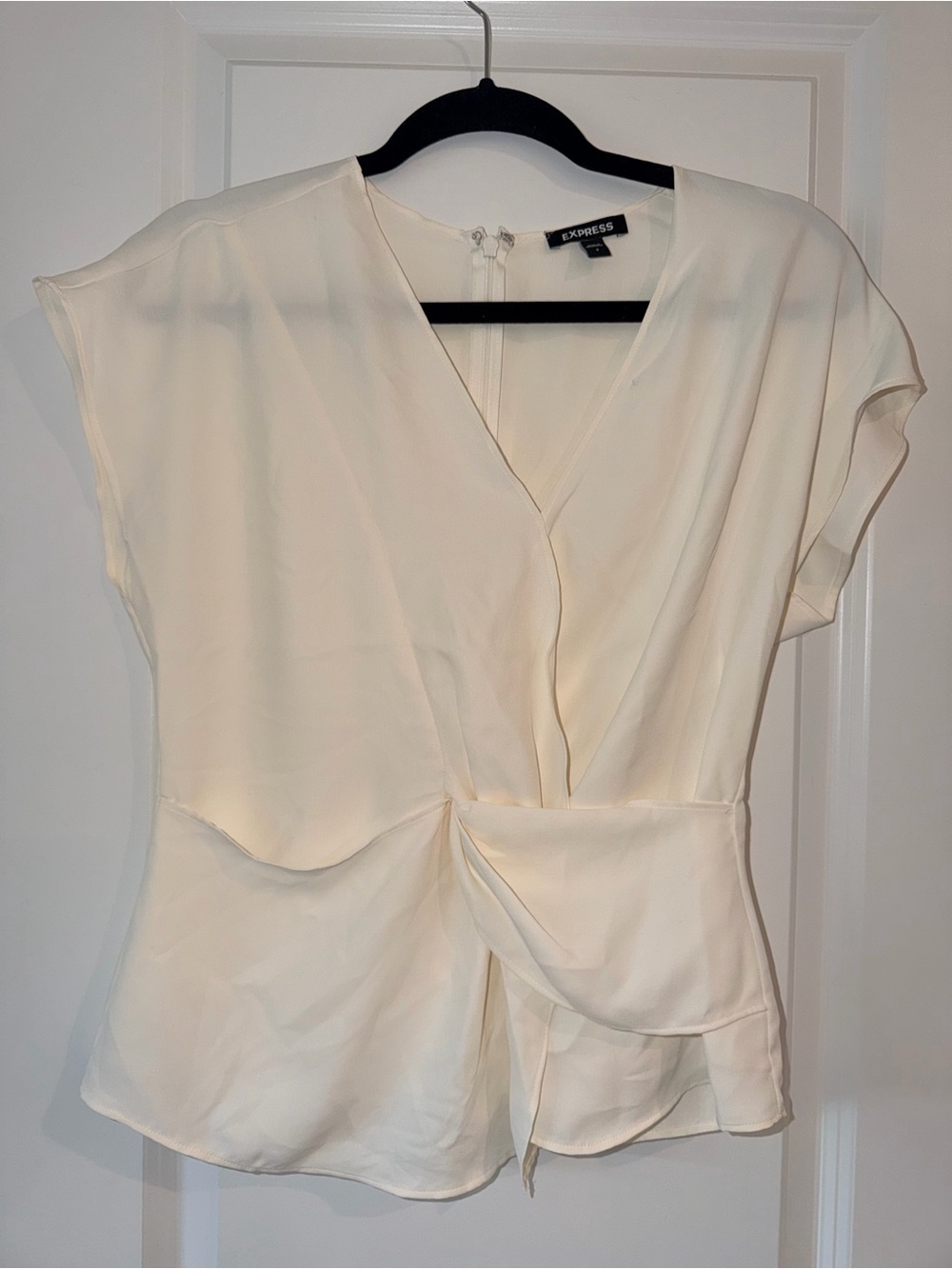 Express Off-White Twist-Front Short Sleeve Blouse